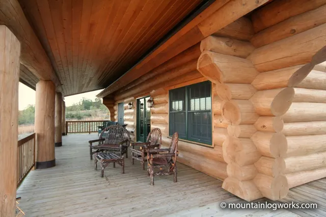 work photo from mountainlogworks.com