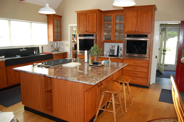 A Classic Kitchen Front work photo