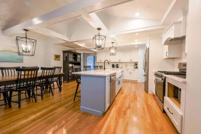 Kitchen &amp; Living Additon: Dover, NH