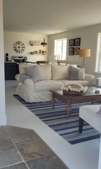Pine Floor Shiplap Ceiling