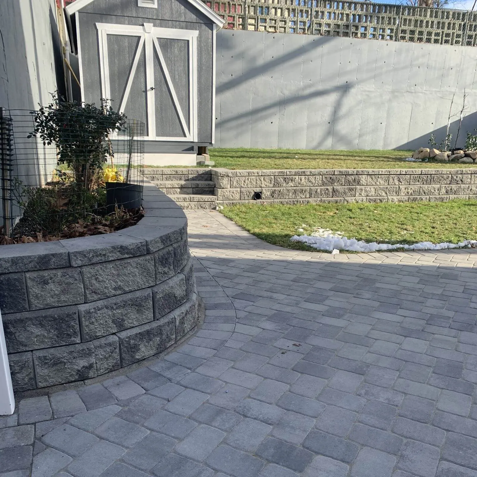 retaining wall construction