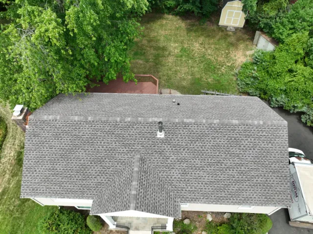 work photo from jmroofsiding.com