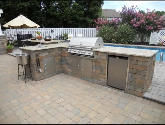 work photo from omarmasonryandhardscaping.com