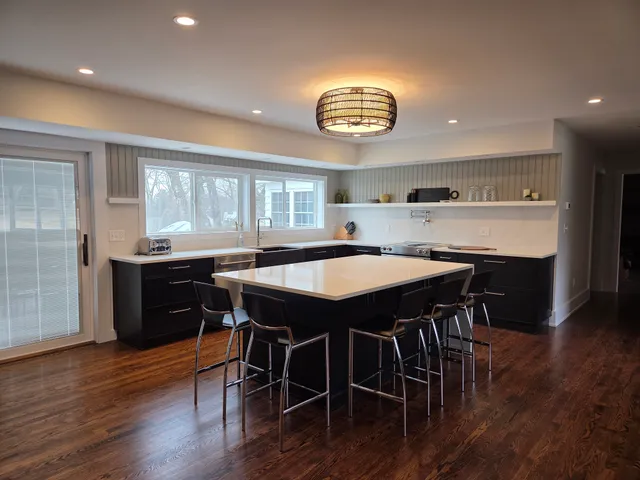 Top Tier Design and Remodeling by Jolene work photo