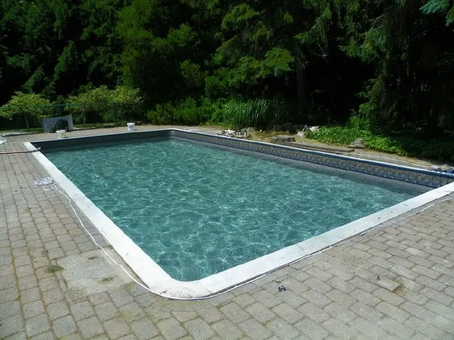 GALVIN POOLS & BACKYARD PARADISE work photo