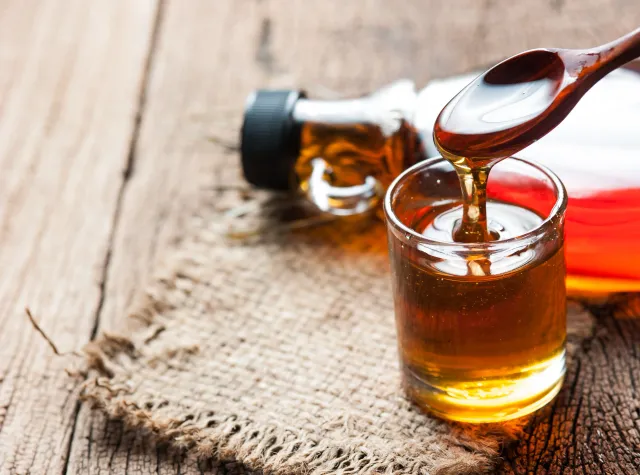 Pure-Maine-Maple-Syrup-Lost-Cabin-02.jpeg