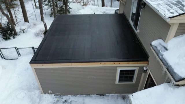 work photo from superiorroofingofmaine.com
