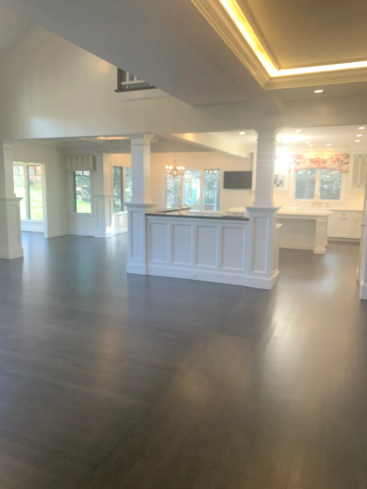4 Seasons Hardwood Floors