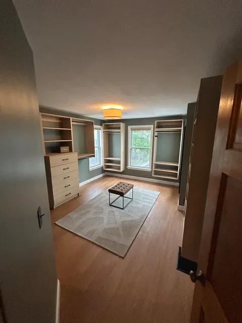 Custom Closets