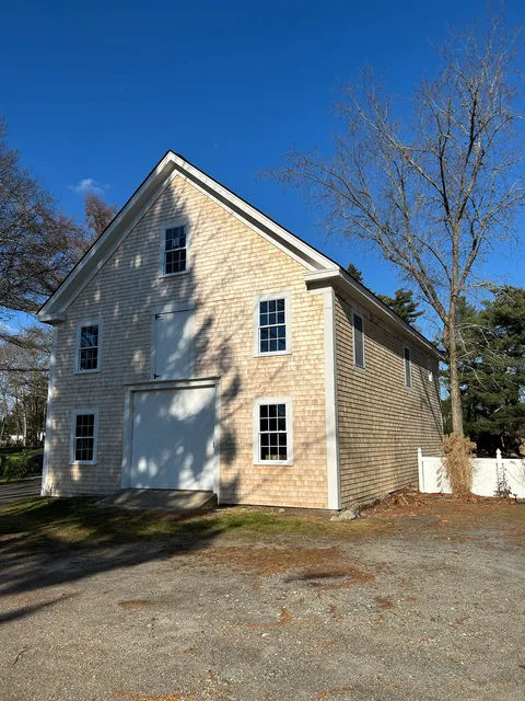 Cape Cod Carpentry Guild Inc verified work photo