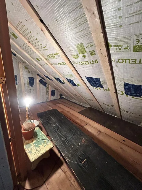 work photo from dolphin-insulation.com
