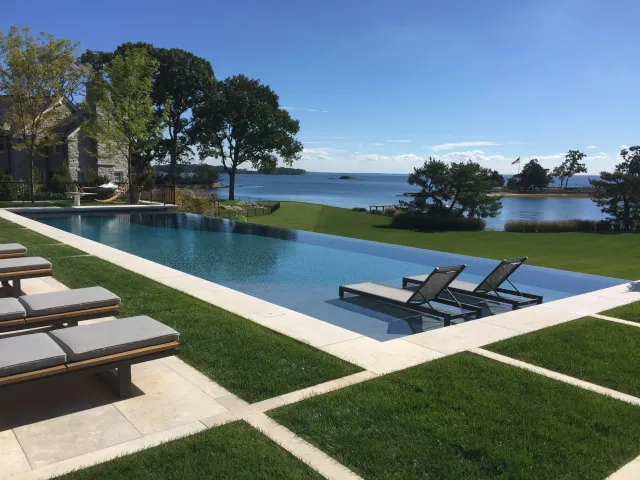work photo from signaturepoolsinc.com