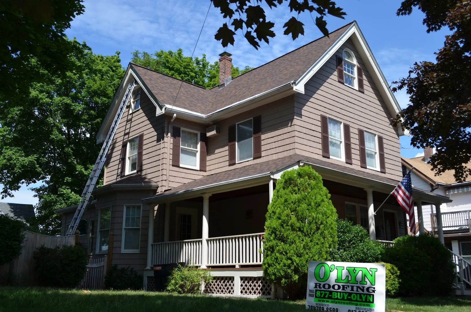O'LYN Roofing