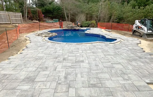 work photo from bearcepoolandlandscape.com