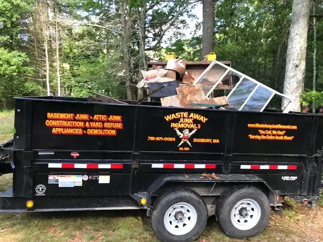 work photo from wasteawayjunkremoval.com