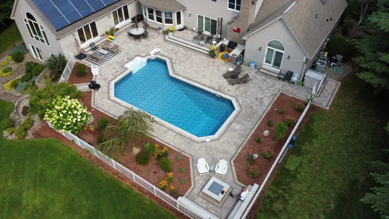 Outdoor Living Hardscape Construction