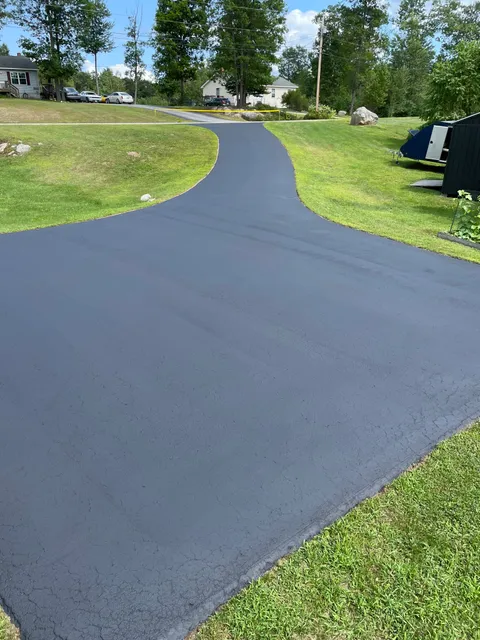 Mains Sealcoating & Asphalt Repair work photo