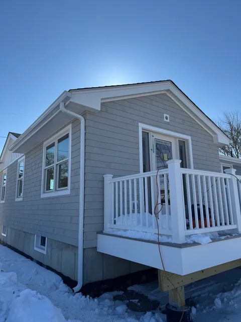Siding and deck project in East Providence, RI