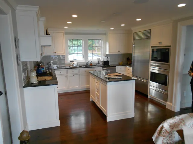 work photo from southcoastcustomwoodworking.com