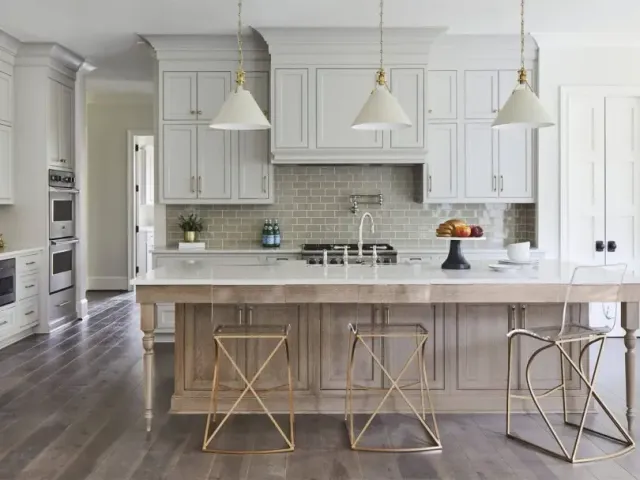How To Choose a Cabinet Finish