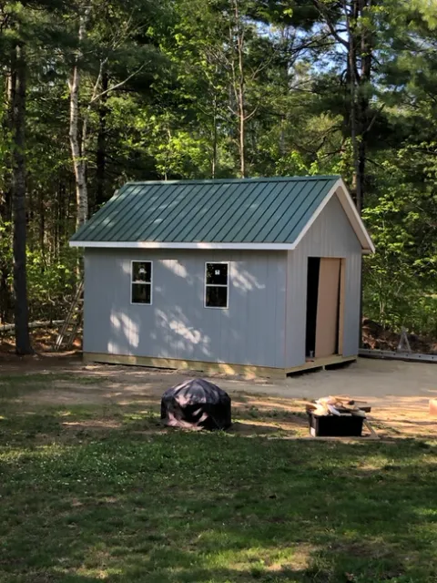shed builder carpenter Maine