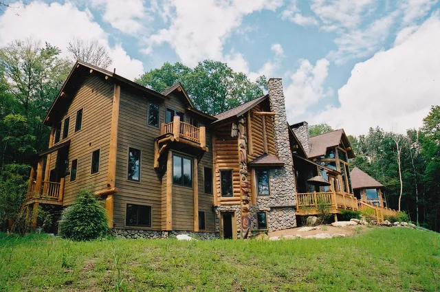 Northern Lights Log Homes work photo