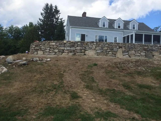 work photo from mountainsideexcavationnh.com