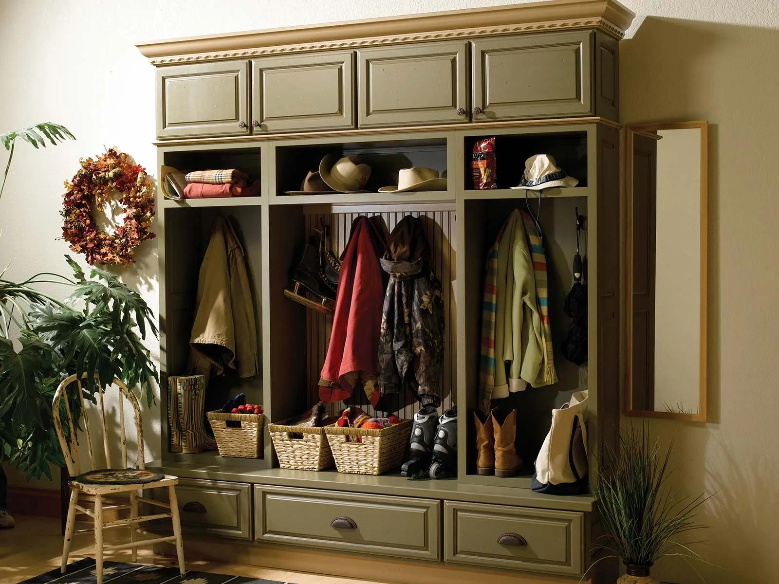 HSH DESIGN INC. - Kitchen, Bath, & Home Showroom