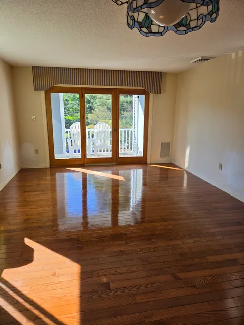 State Floors work photo