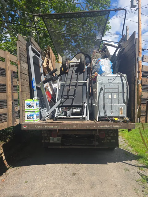 Green Peak Junk Removal LLC work photo