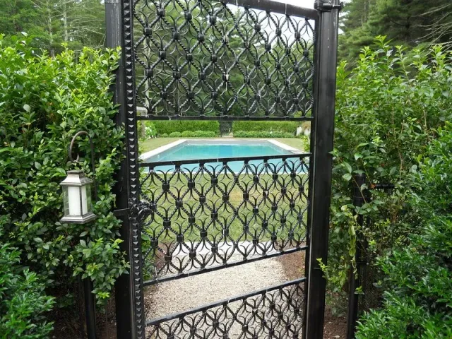 Glocester Pool