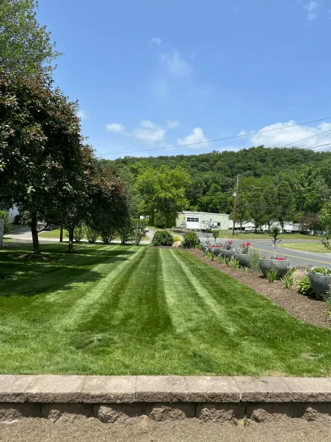 work photo from ecoearthlandscaping.com