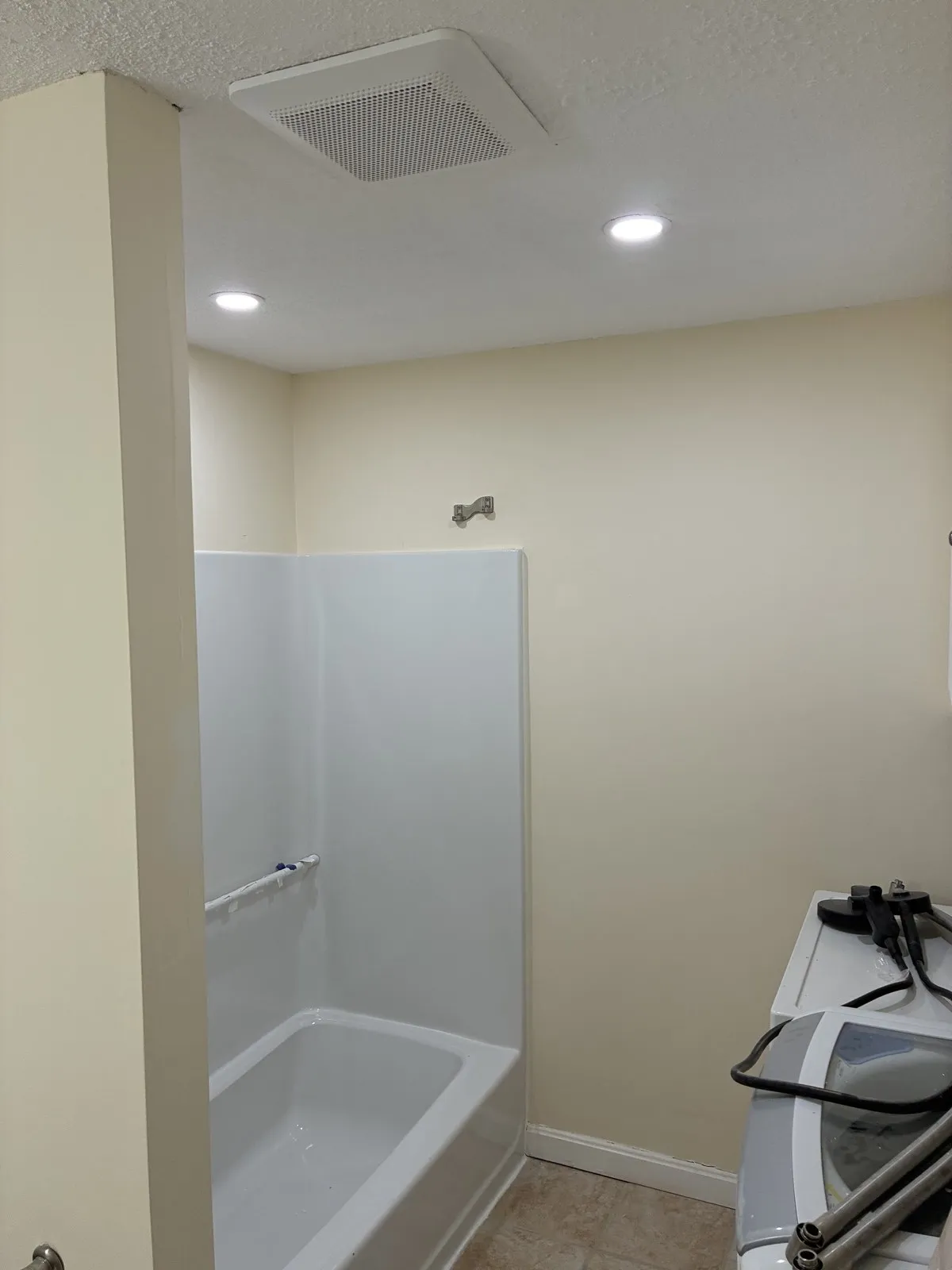 Bathroom recessed lighting