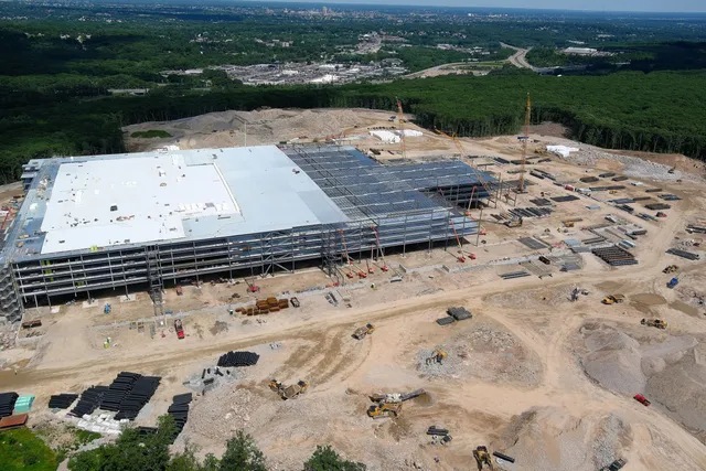 AMAZON FULFILLMENT CENTER - PROJECT SCHOONER-PVD2 - JOHNSTON RI