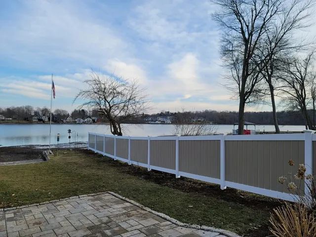 work photo from rocklandfencect.com