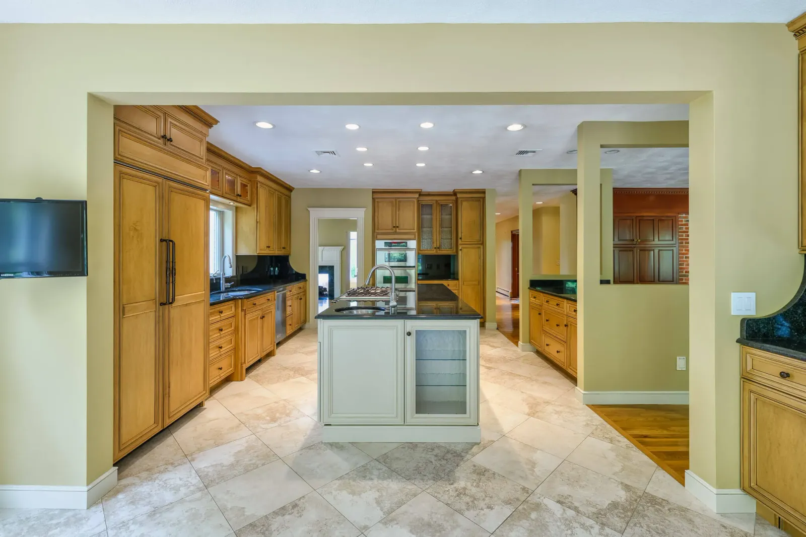 Kitchen Side