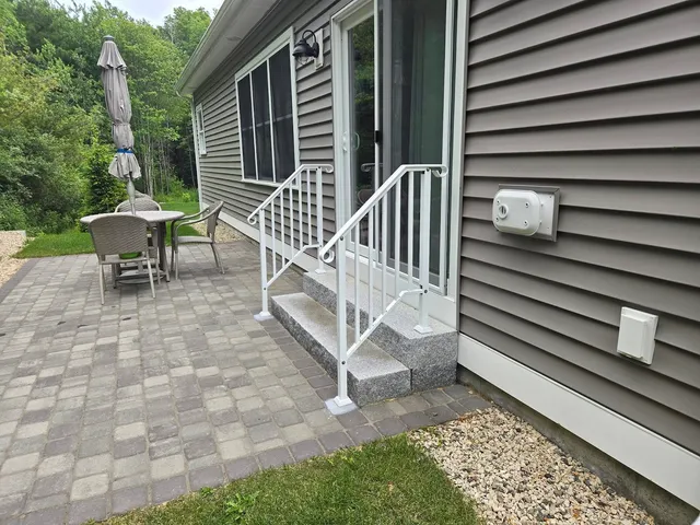 Freedom Fence Company & Backyard Services