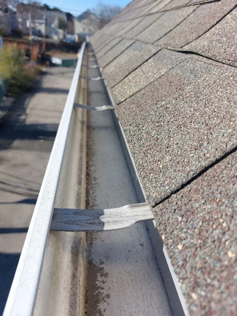 Clean gutters by SSC Window Cleaning.