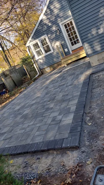 RENOVO'S LANDSCAPE & CONSTRUCTION INC. researched project photo