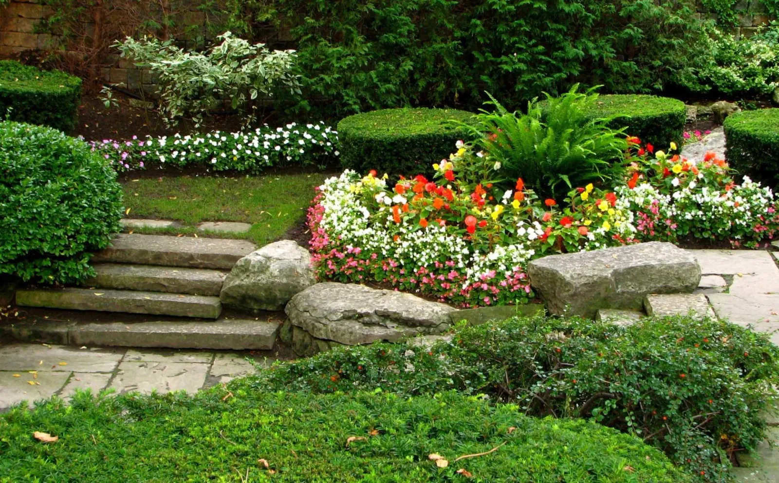 work photo from memorableoutdoorspaces.com