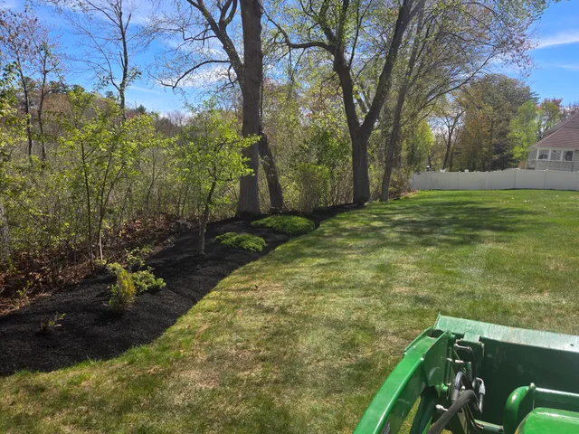 work photo from metrolandscapingnh.com