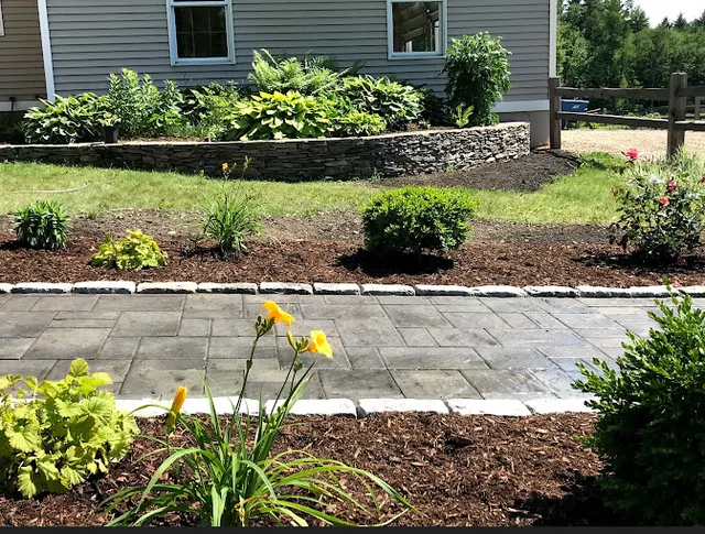 work photo from coloniallandscaping.net