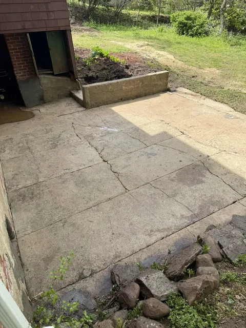 Clean stone patio after Eagle's cleaning