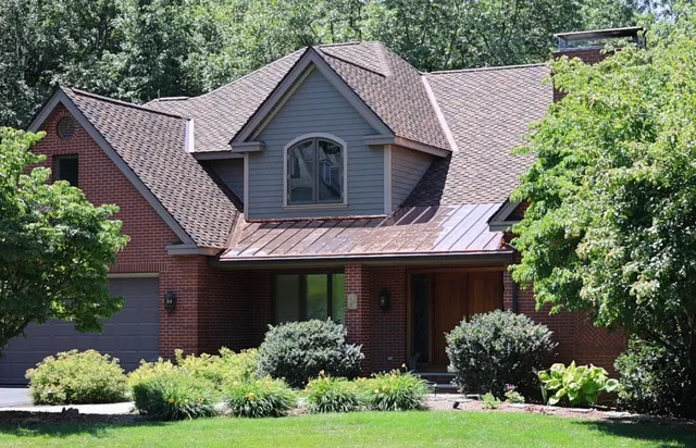 comparing-shingles-luxury-shingles