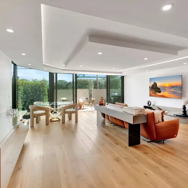 work photo from metrohousebuilders.com