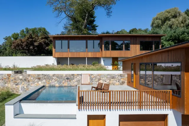 Volner House