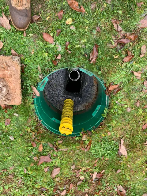 work photo from dhjonessepticclean.net