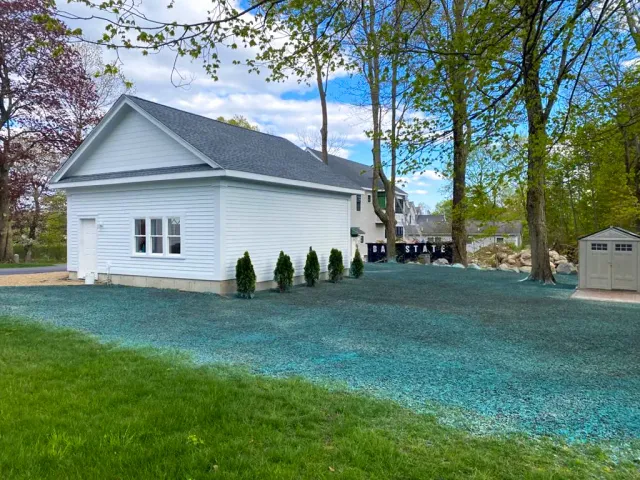 work photo from juniorlandscapingbedford.com