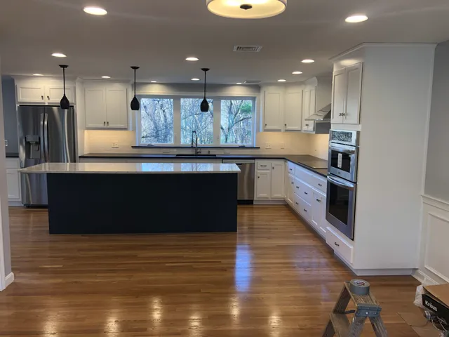 work photo from rossandsonconstruction.com