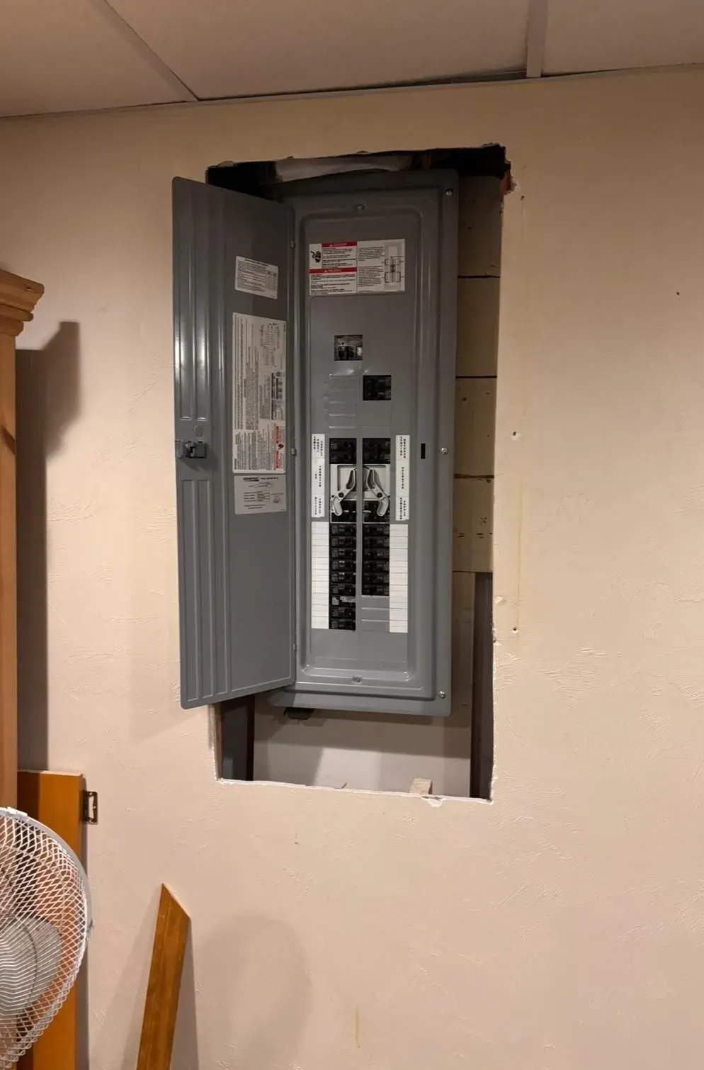work photo from lgelectrician.com